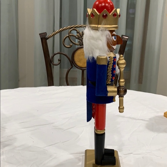 Nutcracker - Picture 4 of 4
